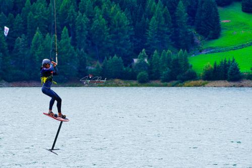 kitesurfing, al lago di Resia